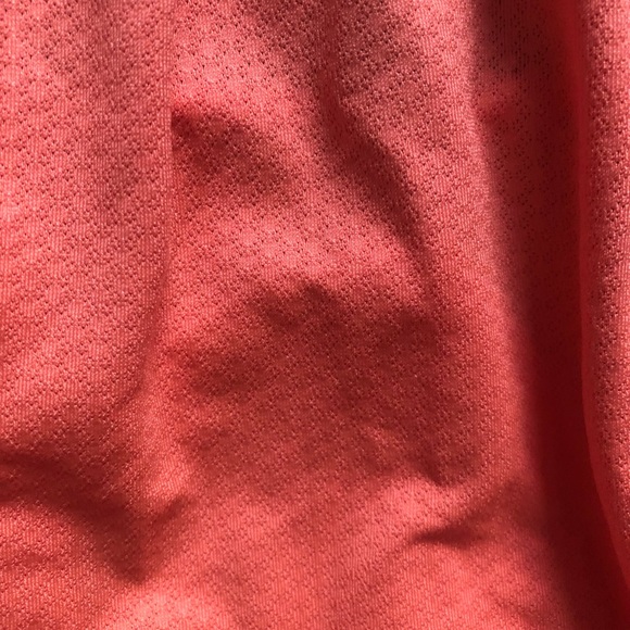 🦊NWOT No Limits Tank - Picture 6 of 9